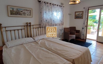 Storslått villa med vakker utsikt og privatliv i Sierra de Altea Golf.